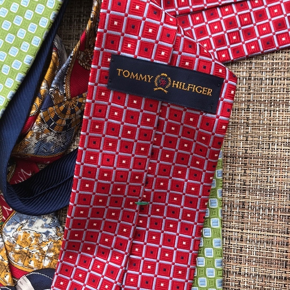 💚 Tommy Hilfiger Designer Tie Red Green Nautical - Picture 5 of 8